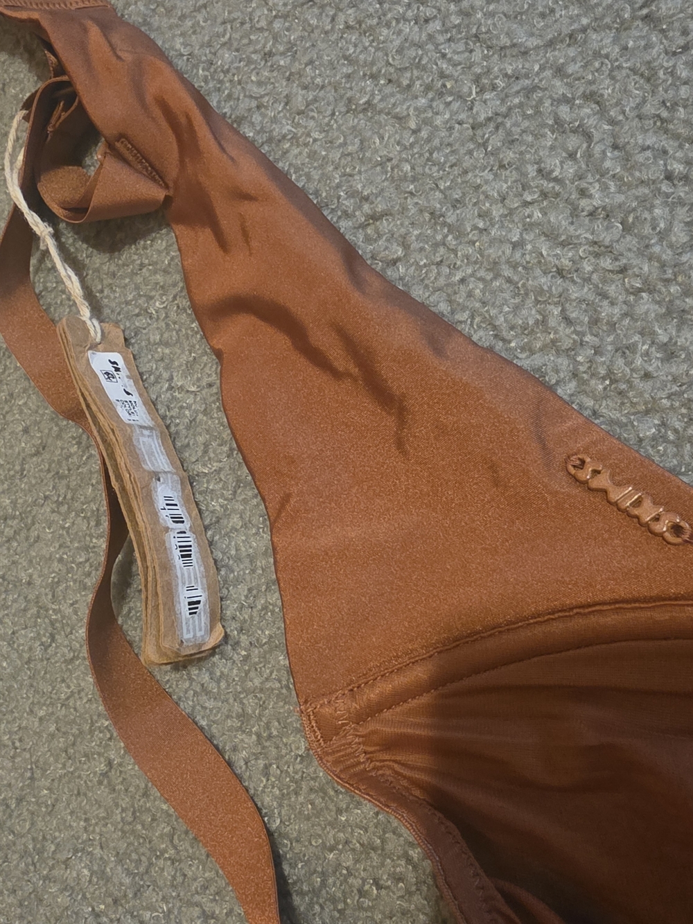 Skims No Show Unlined Demi Bra in Bronze NWT - Picture 3 of 5